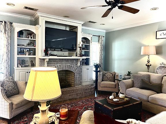 4th image of 134 N Glenbrook Dr