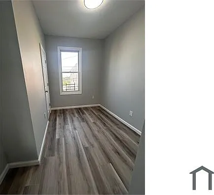157 Voss Ave — Photo 7