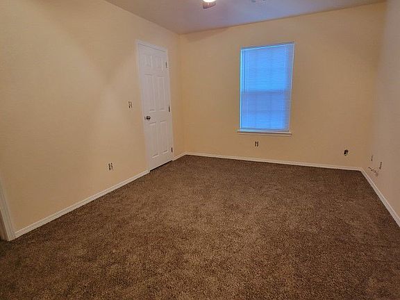 5th image of 2104 Cornerstone Ave Unit B