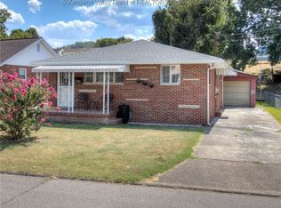 1911 Washington Ave, Saint Albans, WV 25177
