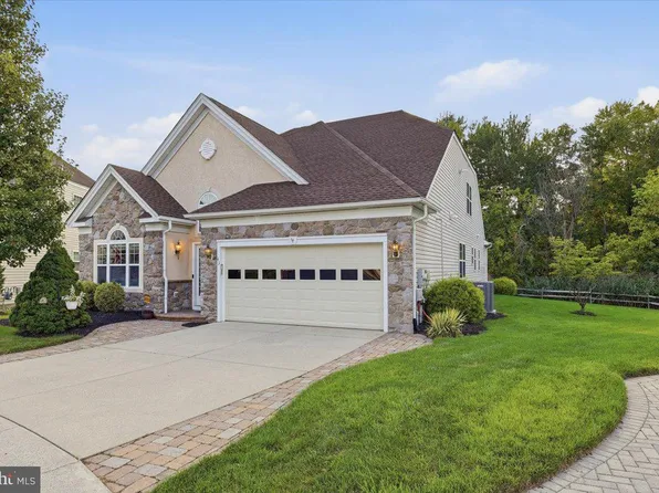 43 Mitchell Ct, Marlton, NJ 08053