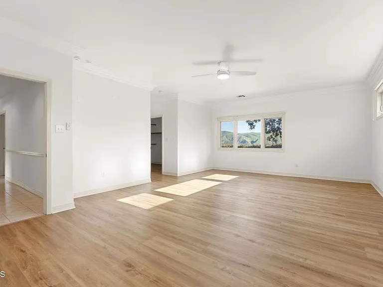 13922 Foothill Rd — Photo 15