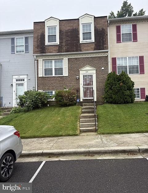 1st image of 124 Joyceton Way
