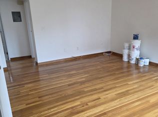 397 Kamena St APT 9, Fairview, NJ 07022