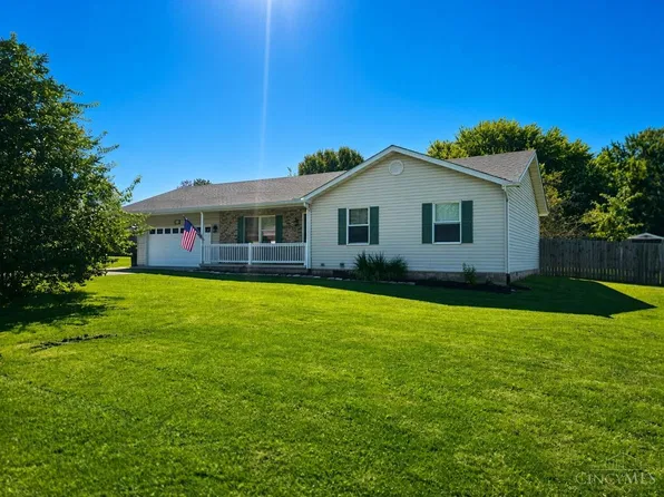 303 Adare Ct, Lynchburg, OH 45142