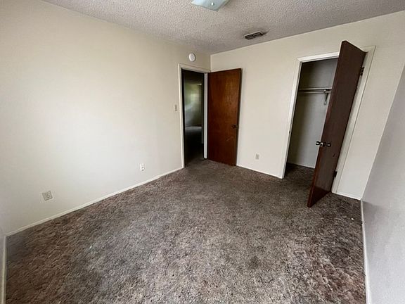5th image of 410 Veterans Ave #7