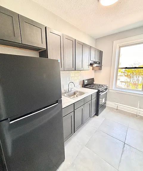 445 Central Avenue — Photo 8