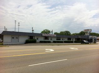 141 S Us Highway 12, Fox Lake, IL 60020