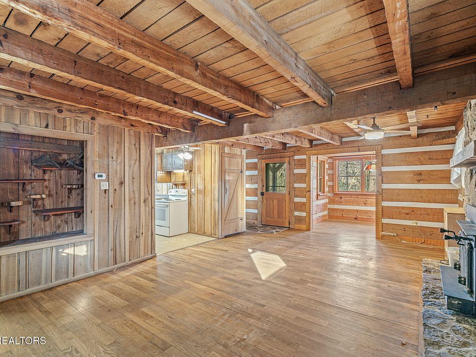 7th image of 205 Tobby Hollow Ln