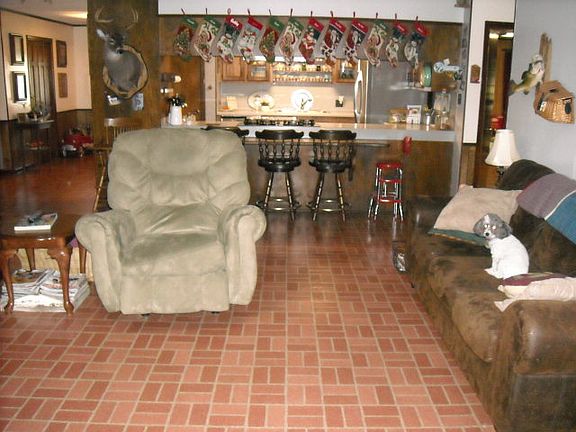 2nd image of 4460 Country Dr