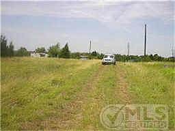 2nd image of 125 W Overhill Dr
