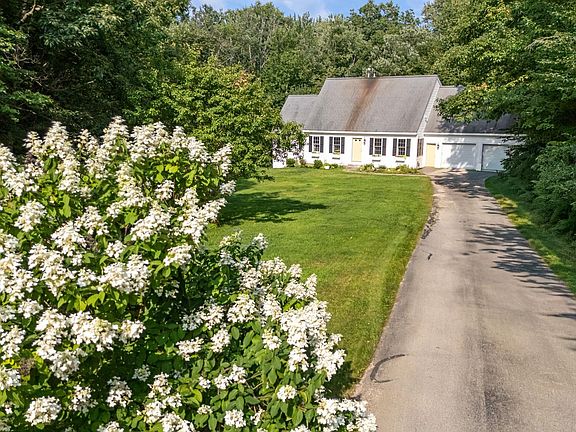 2nd image of 48 Reynolds Drive