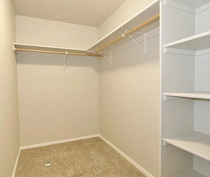 3101 N Saratov Way — Photo 17