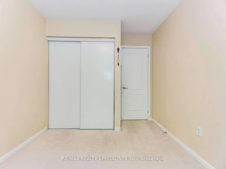 2979 Garnethill Way — Photo 18