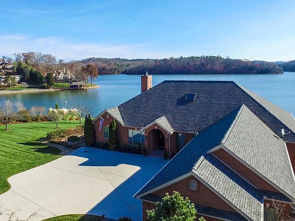 2nd image of 121 Tanasi Ct
