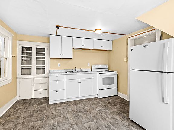 522_E_3rd_Street_06_02012025