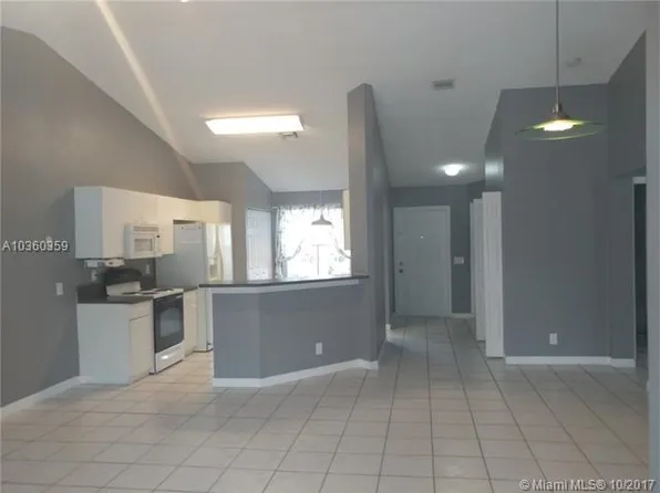 2102 Borealis Way, Weston, FL 33327