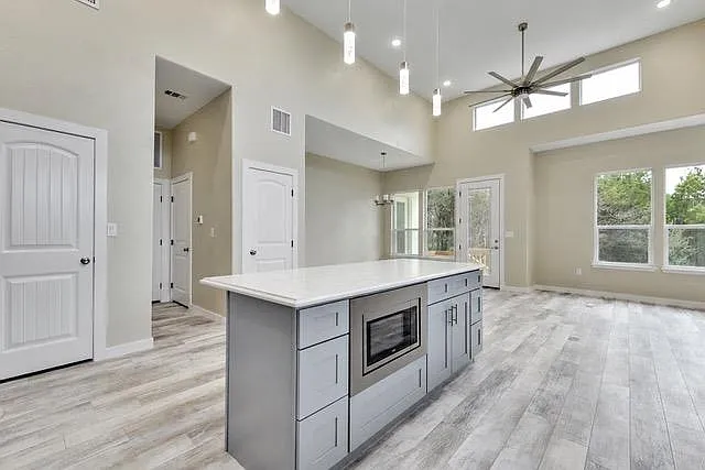 20401 Rockpark Ln — Photo 5