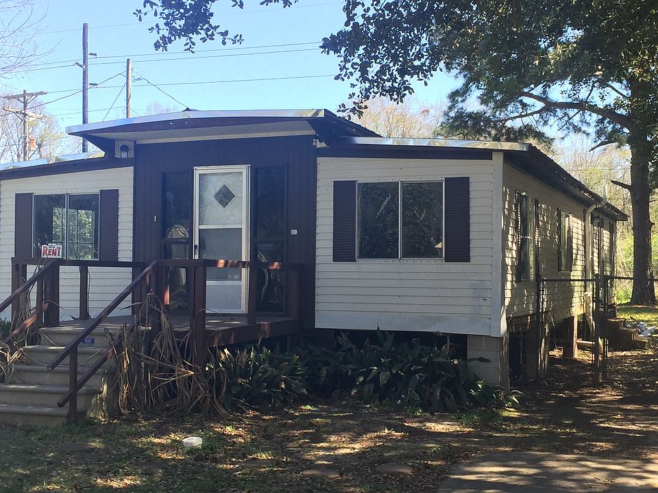 2nd image of 112 Rials Dr #112
