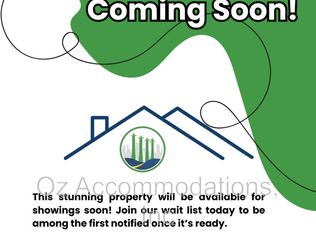 9723 View High Dr, Kansas City, MO 64134