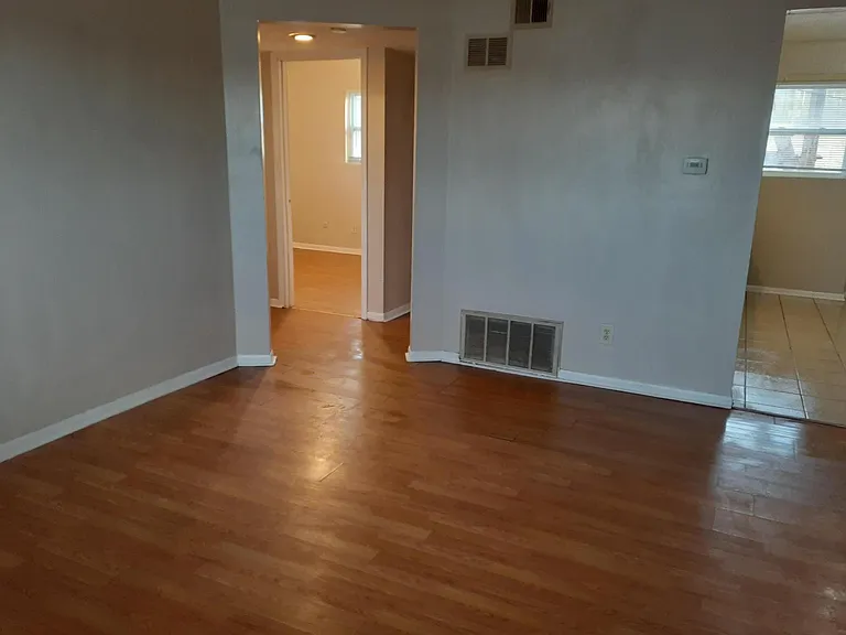 5601 E 139th Ter #D — Photo 16