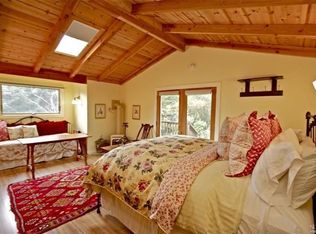 1 Mesa Rd, Point Reyes Station, CA 94956