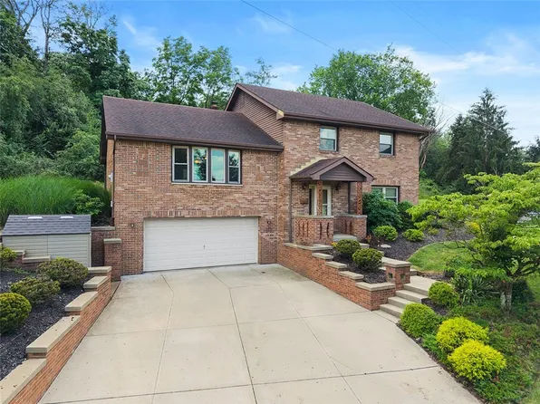 69 Florence Dr, Pittsburgh, PA 15220