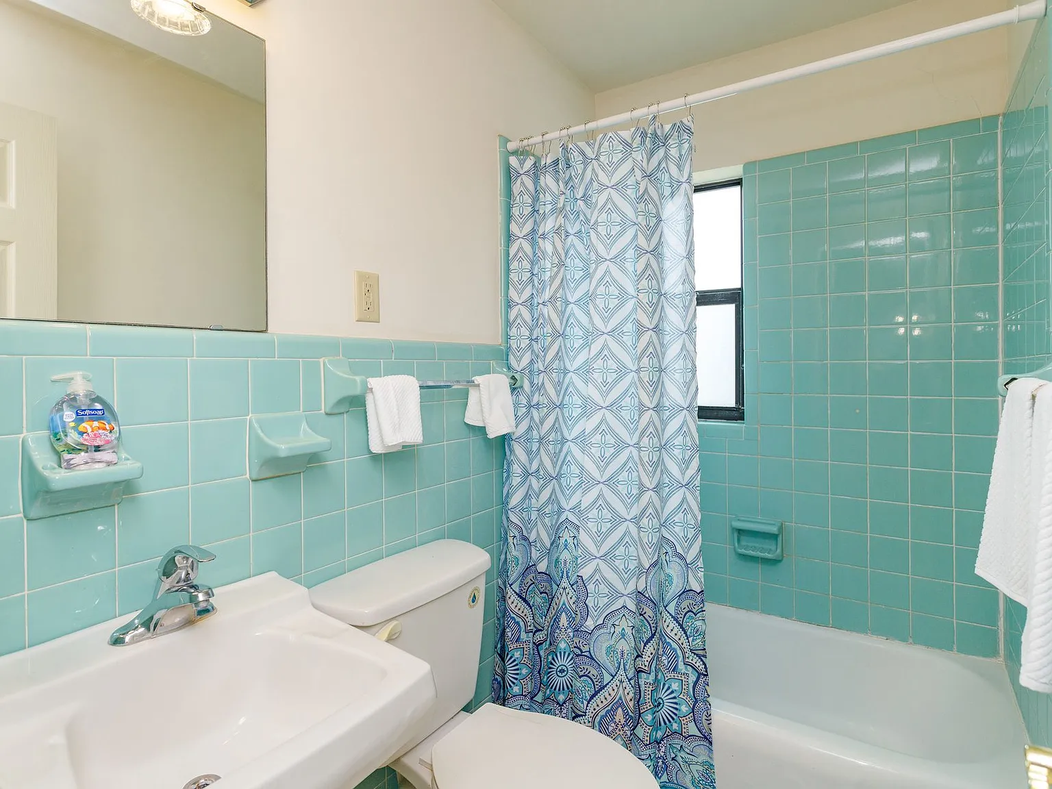 Towne View Place — Photo 4