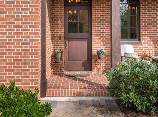 2 Cleftridge Ct, Asheville, NC 28803