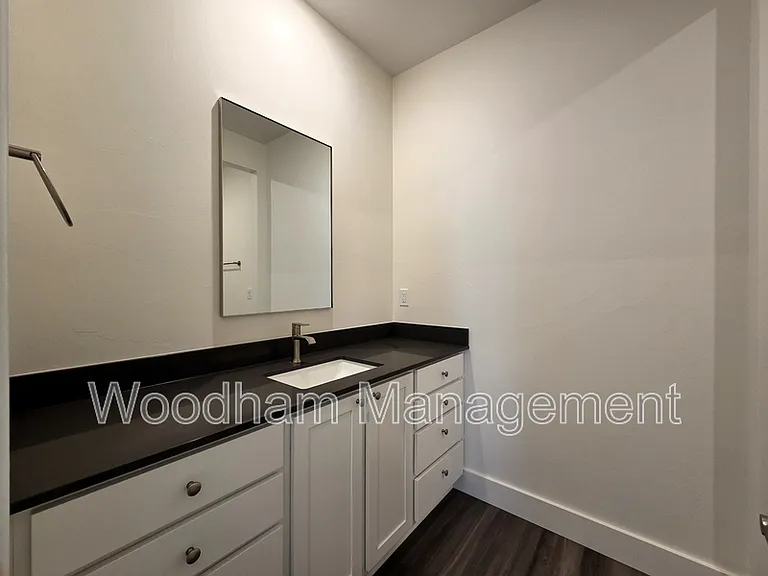 4819 Harvest Pkwy — Photo 36