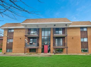 716 Moraine Trce Unit 3, Schererville, IN 46375