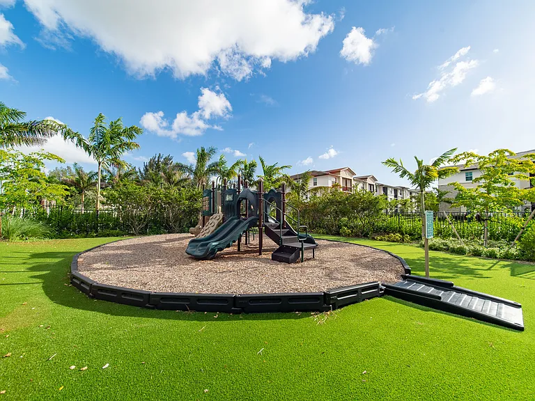 Luma at Delray — Photo 6