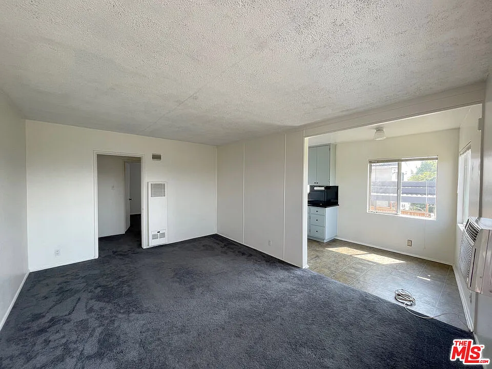 1 bed, 1.0 bath, 600 sqft, $2,600 — Photo 2
