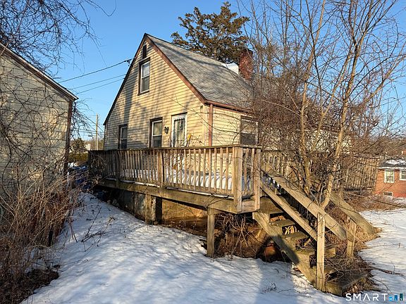 4th image of 159 Evergreen Road