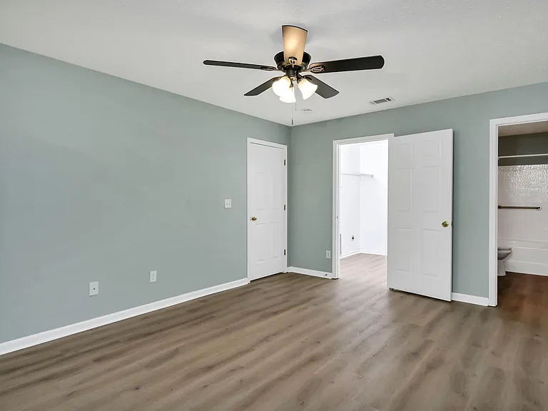 100 Buckhaven Way — Photo 17