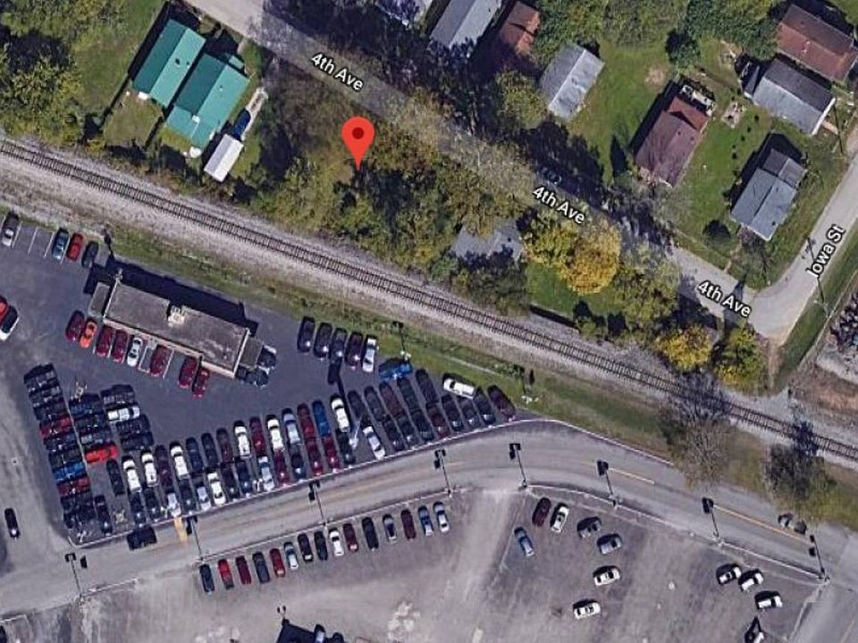 2nd image of 1911 4th Ave
