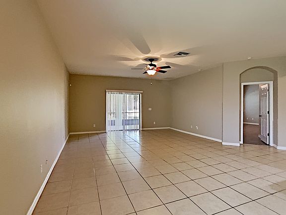 3rd image of 249 Oak Landing Ln