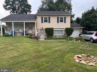 3165 Oak Rd, Huntingdon Valley, PA 19006