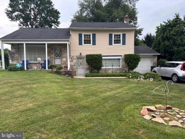 3165 Oak Rd, Huntingdon Valley, PA 19006