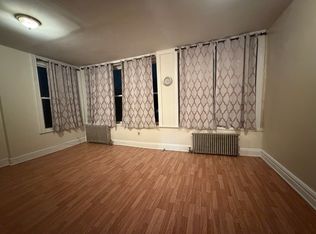 900 E 223rd St #1, Bronx, NY 10466