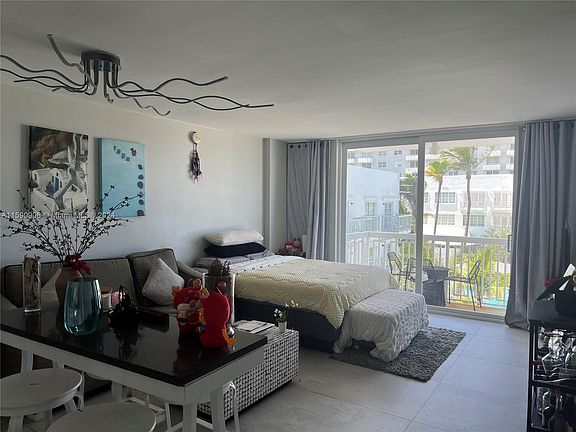 3rd image of 401 Ocean Dr APT 419