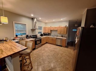 15 5th St #3, Webster, MA 01570