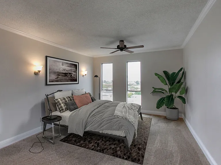 378 Van Buren - Renovated 2bed and 1bed units - Beautiful Building! — Photo 7