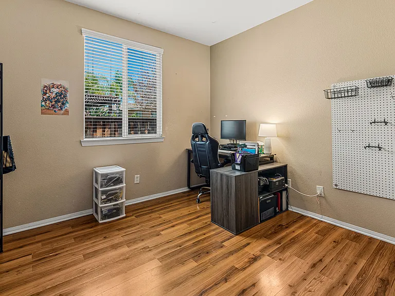31844 Empresa Cir — Photo 14