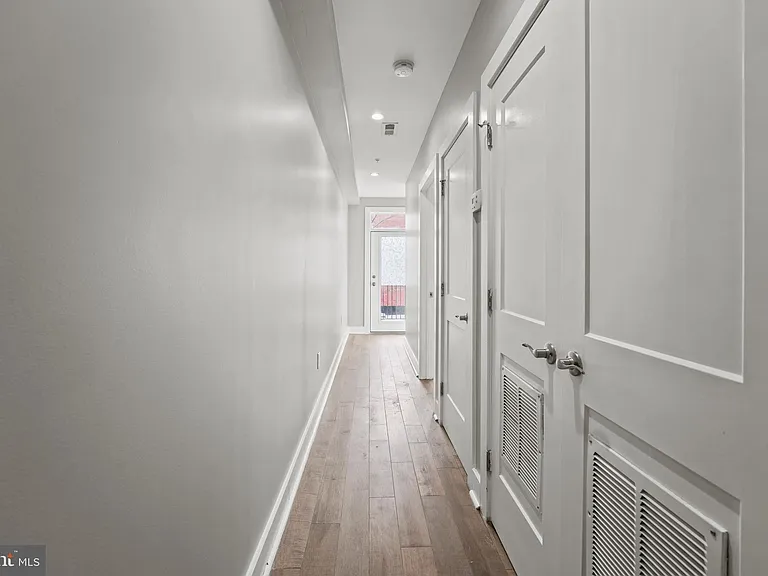 2419 Benning Rd NE — Photo 9