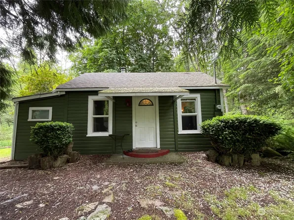 4388 Deer Lake Road, Clinton, WA 98236