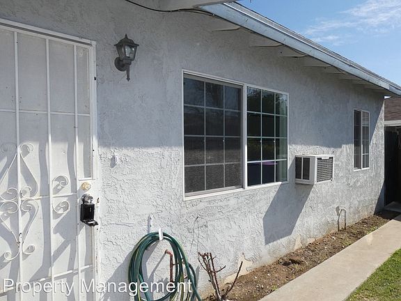 2nd image of 1048 Brookwin Dr