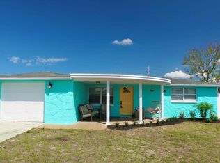 3249 Eisenhower Dr, Holiday, FL 34691