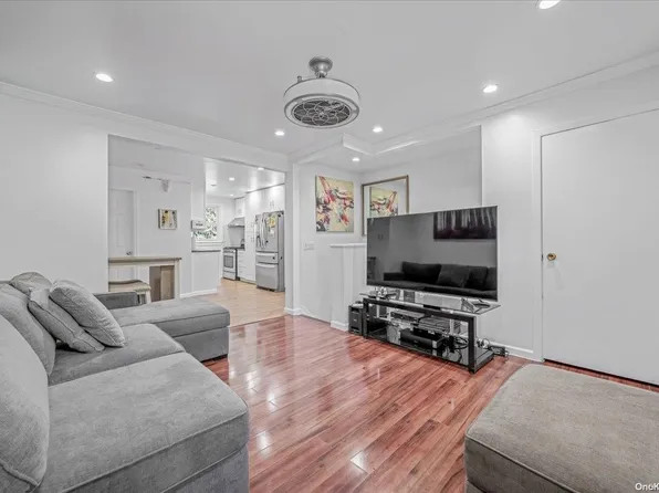 1690 Grand Ave #B9, North Baldwin, NY 11510