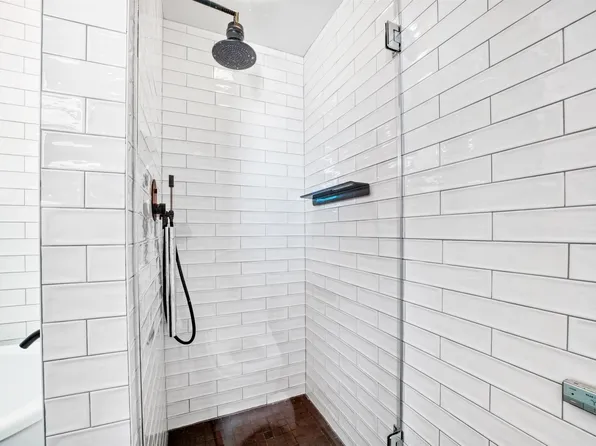 600 Harbor Boulevard image 8 of 19